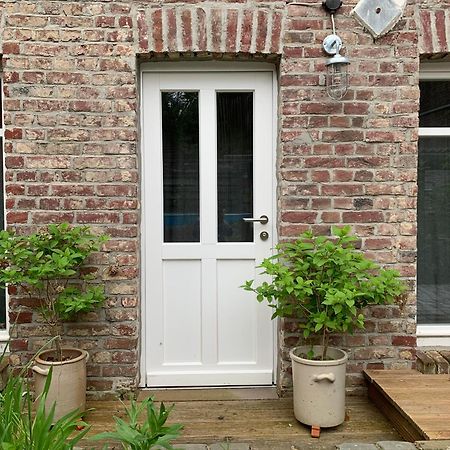 Haus Finchen - Alte Naeherei Hückelhoven Esterno foto